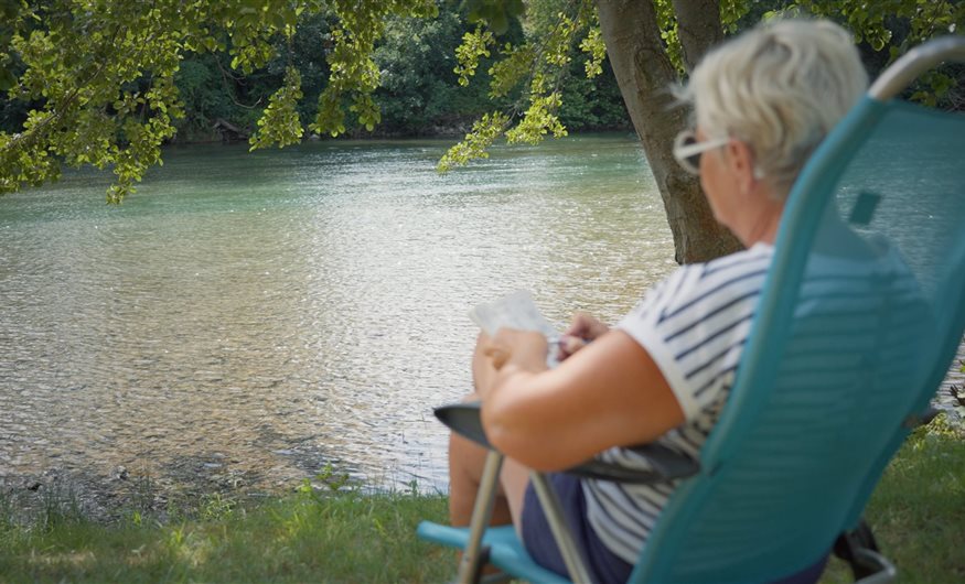 Camping en bord de rivière